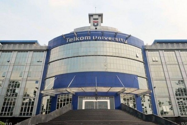 Biaya kuliah telkom university